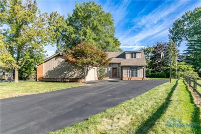 516 Highland Drive, House other with 4 bedrooms, 2 bathrooms and 2 parking in Rossford OH | Image 1