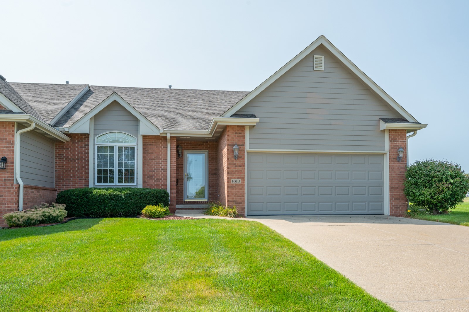 Ashleaf Cir, Waukee, IA 50263
