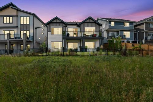 13 Sunvalley View, Cochrane, AB, T4C0X8 | Card Image