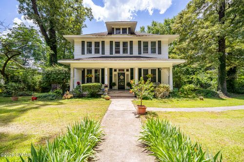 1294 Hollywood Dr, Jackson, TN, 38301-3809 | Card Image