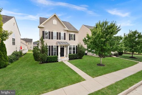 26042 First Frost Way, CHANTILLY, VA, 20152-3471 | Card Image