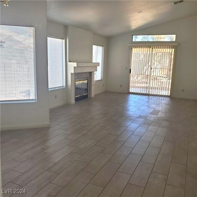 5954 Wabusca Way, House other with 2 bedrooms, 1 bathrooms and null parking in Las Vegas NV | Image 3