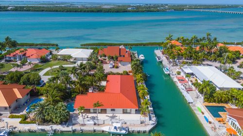 531 Seminole Dr, Cudjoe Key, FL, 33042-4021 | Card Image