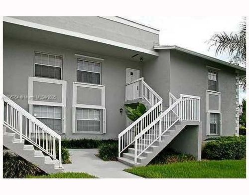 28-479 Ne 210th Circle Ter, Miami, FL, 33179-1870 | Card Image