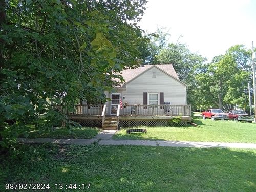 411 Nw 4th Ave, Aledo, IL, 61231-1218 | Card Image