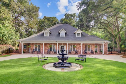 113 Tea Farm Rd, Summerville, SC, 29483-4213 | Card Image