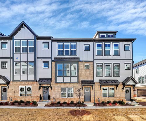 707 Hoke Ln, Davidson, NC, 28036-9399 | Card Image