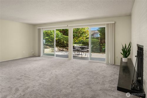 106-2501 Canterbury Ln E, Seattle, WA, 98112-2563 | Card Image