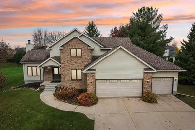 1818 Barrington Drive, House other with 3 bedrooms, 2 bathrooms and null parking in SUN PRAIRIE WI | Image 1