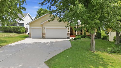 1809 Michigan Dr, Northfield, MN, 55057-4835 | Card Image
