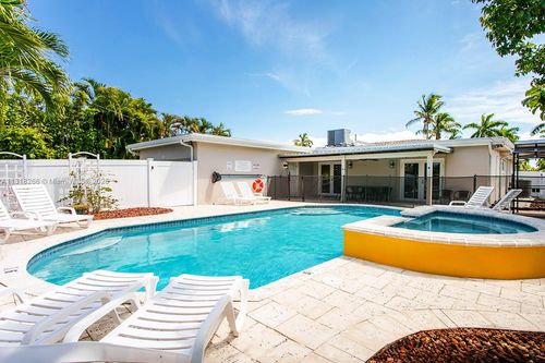 1311 Rodman St, Hollywood, FL, 33019-2223 | Card Image
