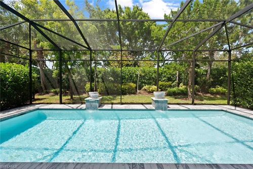 4654 Kensington Cir, NAPLES, FL, 34119-9070 | Card Image