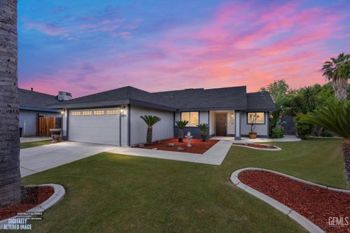 8917 Worrell Court, Bakersfield, CA, 93311 | Card Image