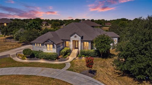 205 Standing Oak Dr, Georgetown, TX, 78633-2082 | Card Image