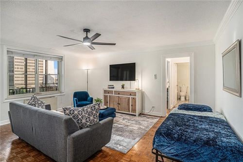 apt-7f-300 Peachtree St Ne, Atlanta, GA, 30308-3570 | Card Image