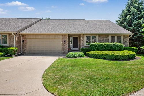 4337 Elaine Ct, Shelby Township, MI, 48316-1121 | Card Image