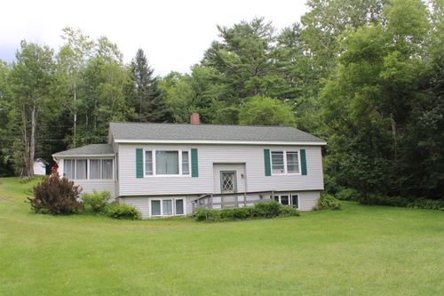 8 Holly Heights St, Whitefield, NH, 03598-3047 | Card Image