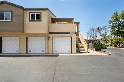 11 - Los Morros Way, Condo with 1 bedrooms, 1 bathrooms and 2 parking in Oceanside CA | Image 3