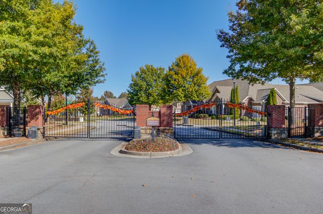 3432 Lindenridge Cir, Condo with 3 bedrooms, 3 bathrooms and 2 parking in Buford GA | Image 41