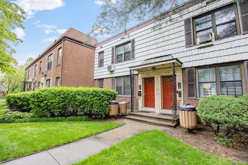 a-70 Park Dr E, Flushing, NY, 11367-1951 | Card Image