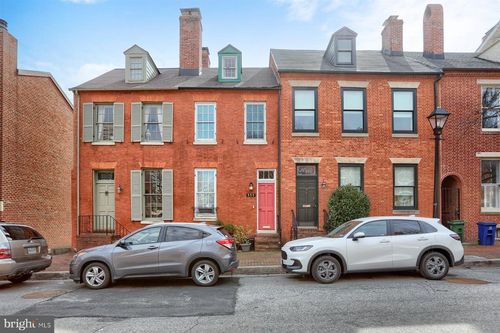 111 W Barre St, BALTIMORE, MD, 21201-2403 | Card Image