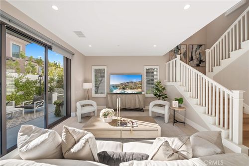 126 Bellini, Irvine, CA, 92602-1870 | Card Image