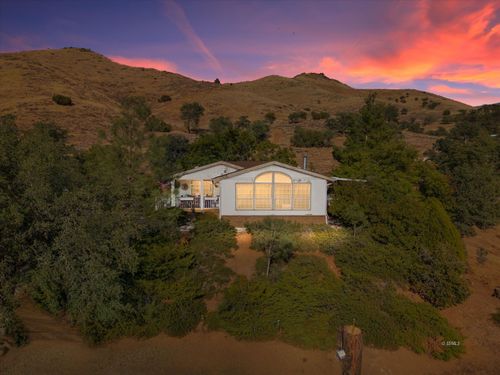 615 Bodfish Canyon Rd, Bodfish, CA, 93205-9570 | Card Image