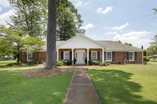 105 Linda Ln, Florence, AL, 35630-1426 | Card Image