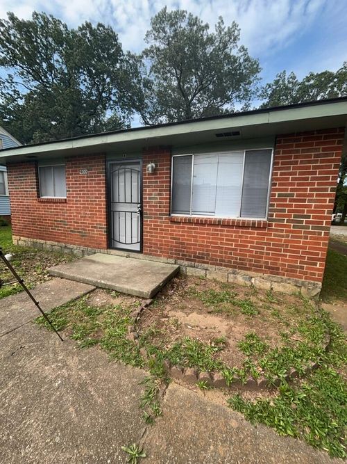 2300 4rth Avenue E, Chattanooga, TN, 37404 | Card Image