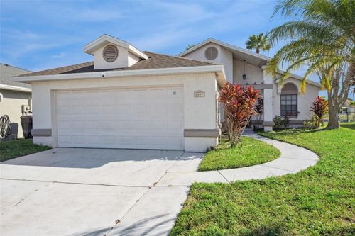 2647 Horseshoe Bay Dr, KISSIMMEE, FL, 34741-7422 | Card Image