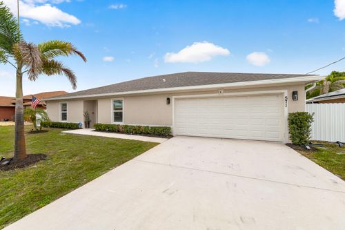 571 Sw Lairo Ave, Port St. Lucie, FL, 34953-3876 | Card Image