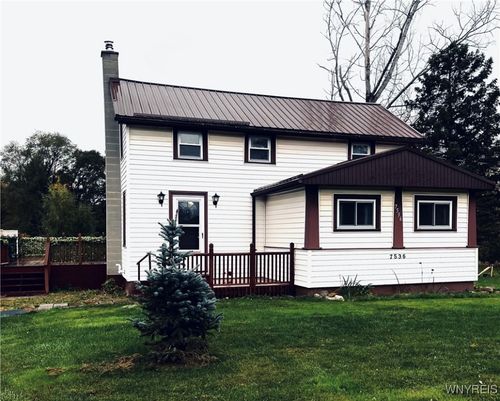 7536 Ridge Road, Hartland, NY, 14067 | Card Image