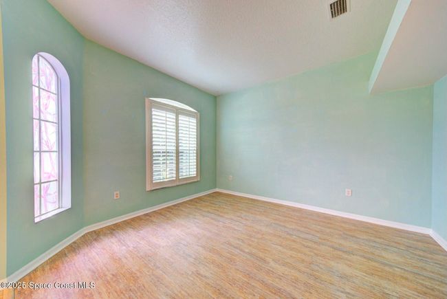 Formal Living and Dining | Image 23