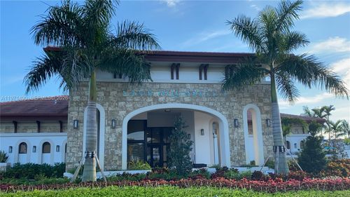 11379 W 34th Way, Hialeah, FL, 33018-2210 | Card Image