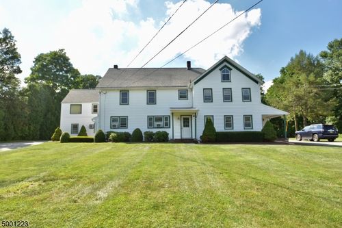 334 Oak Ridge Rd, Oak Ridge, NJ, 07438-9004 | Card Image