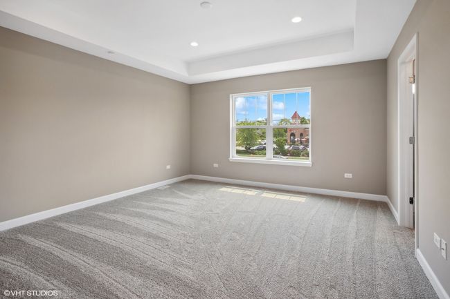 343 W Meister Ave, Condo with 2 bedrooms, 3 bathrooms and 2 parking in Elmhurst IL | Image 9