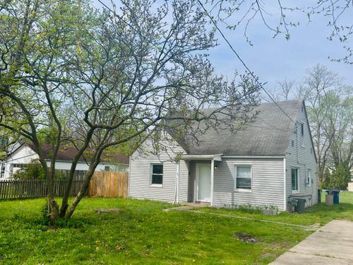 1349 Crest Rd, Reynoldsburg, OH, 43068-2312 | Card Image