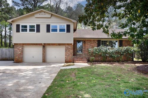 2035 Cameron Rd Sw, Huntsville, AL, 35802-2952 | Card Image