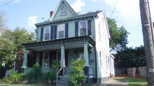 1037 Holladay St, Portsmouth, VA, 23704-2229 | Card Image