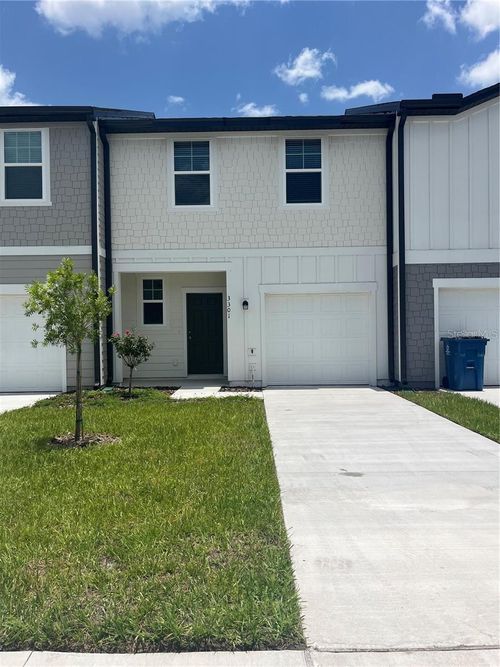 3301 Vesara Dr, Davenport, FL, 33837-8680 | Card Image