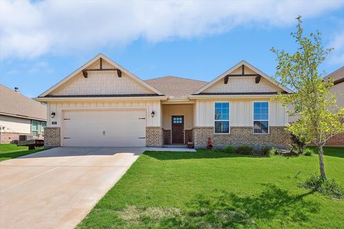 808 Feather Edge Dr, Springtown, TX, 76082-5477 | Card Image