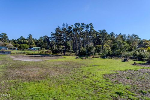 18451 Ca-1, Fort Bragg, CA, 95437 | Card Image