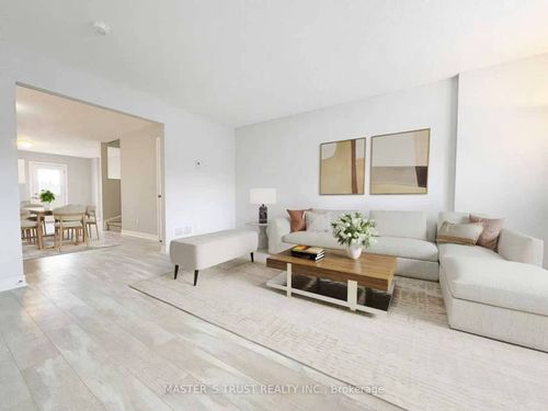 86-7768 Ascot Cir, Niagara Falls, ON, L2H3P9 | Card Image