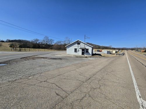 3981 Fayetteville Hwy, Petersburg, TN, 37144-2111 | Card Image