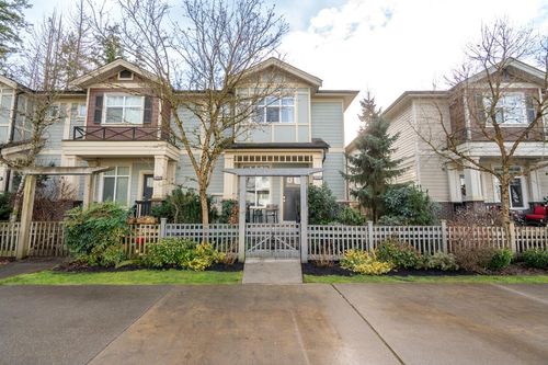 20450 84 Ave, Langley, BC, V2Y0R6 | Card Image