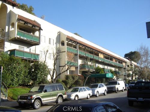 a229-5460 White Oak Ave, Encino, CA, 91316-3830 | Card Image
