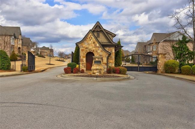 5540 Wood Falls Dr, House other with 5 bedrooms, 5 bathrooms and 3 parking in Buford GA | Image 27