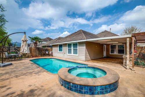 10514 Lauren Creek Dr, Baytown, TX, 77523-6761 | Card Image