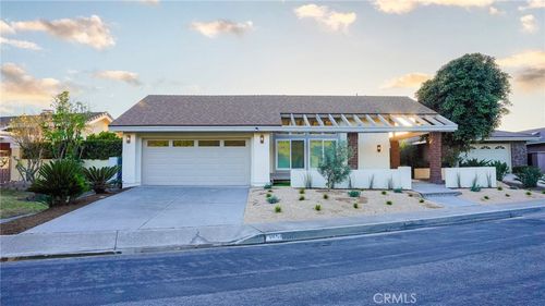 317 Calle Familia, San Clemente, CA, 92672-2110 | Card Image