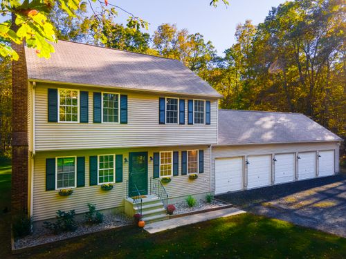 27 Windy Hill Rd, Hampton, CT, 06247-1227 | Card Image